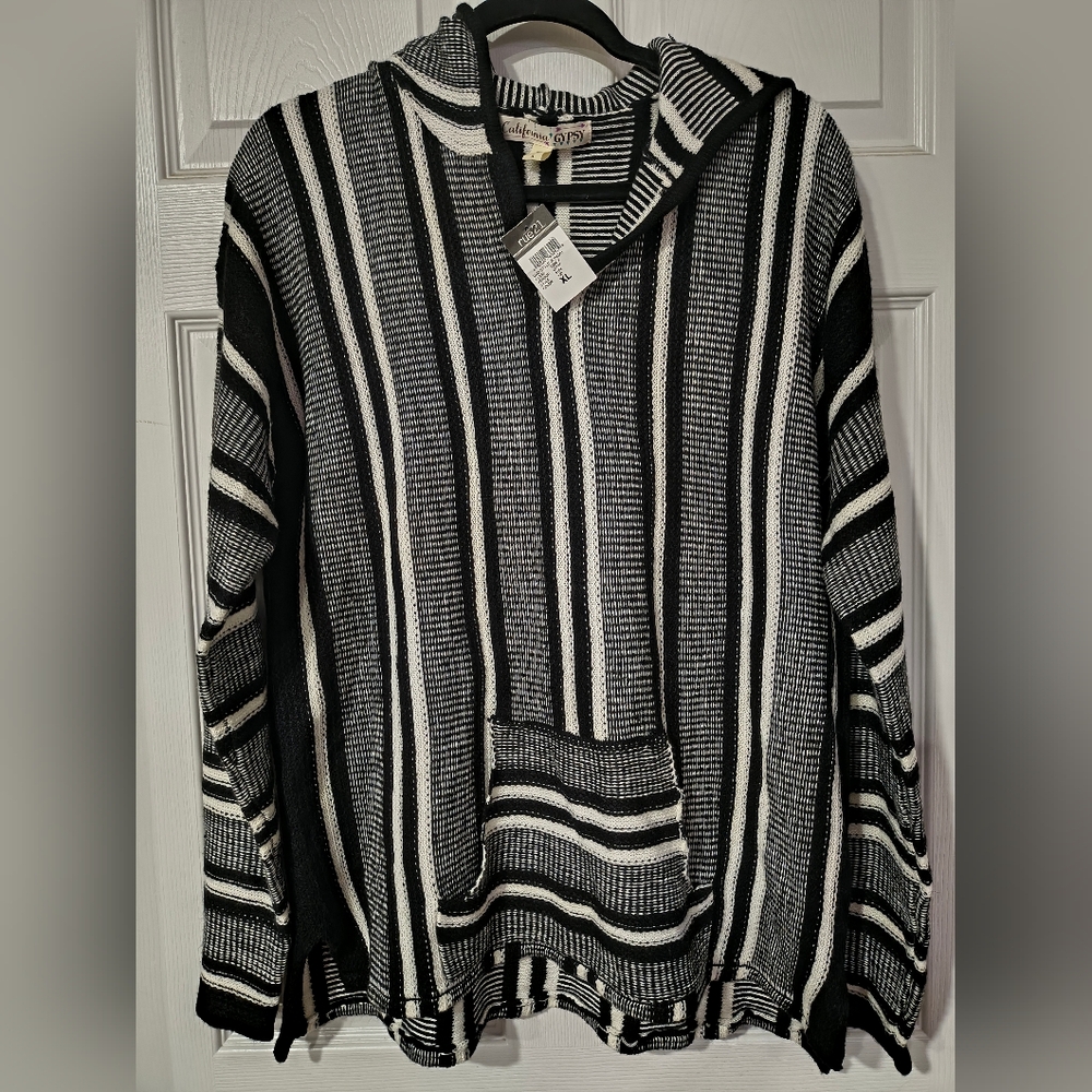 California Gypsy By Rue21 Sz XL Black and White Striped Hoodie NWT